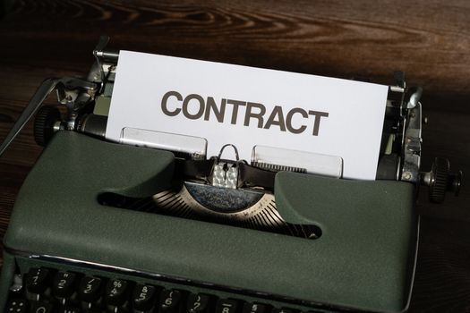 Navigating AI Challenges in Copywriting: Key Trends & Survival Tips
